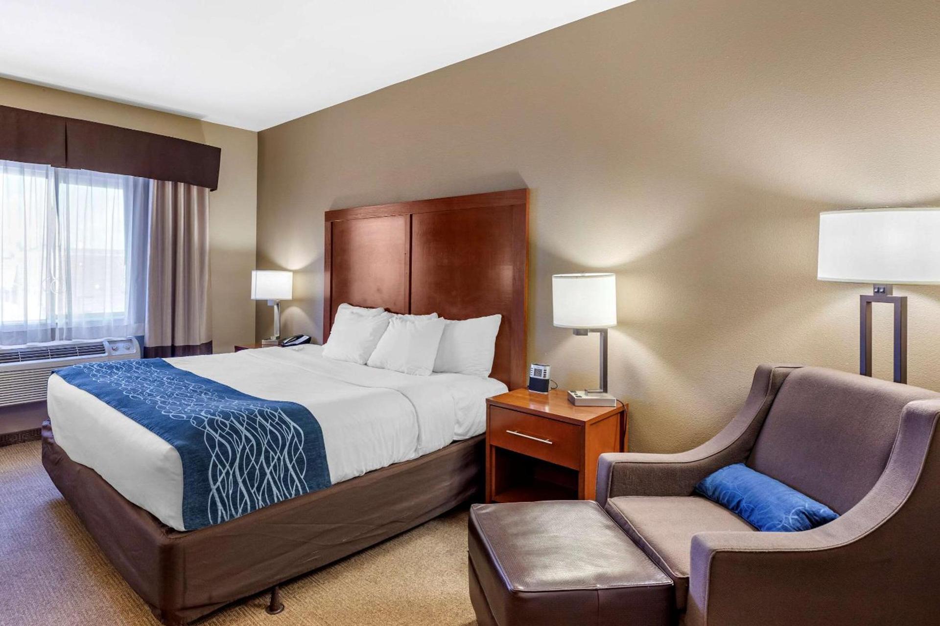 Comfort Inn Evansville-Casper photo 10
