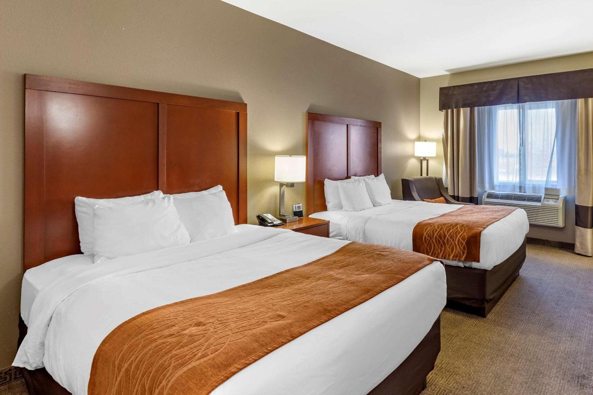 Comfort Inn Evansville-Casper photo 16