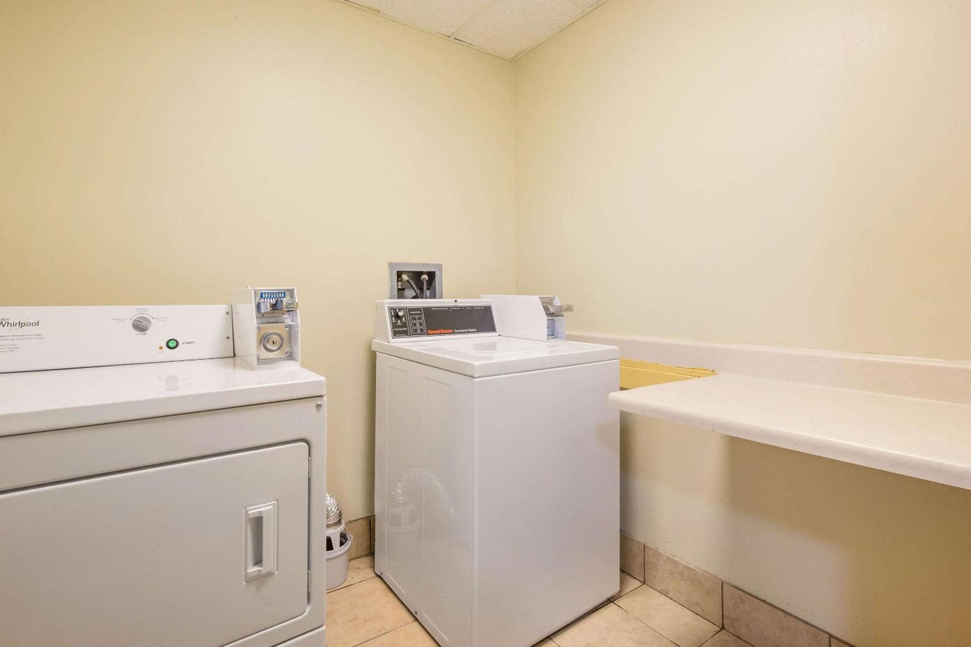 Quality Inn & Suites CVG Airport photo 14