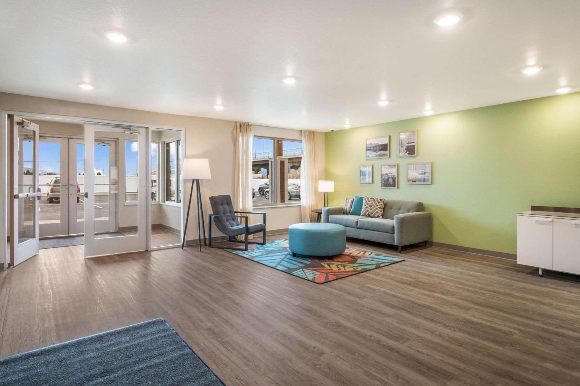 WoodSpring Suites Missoula photo 8