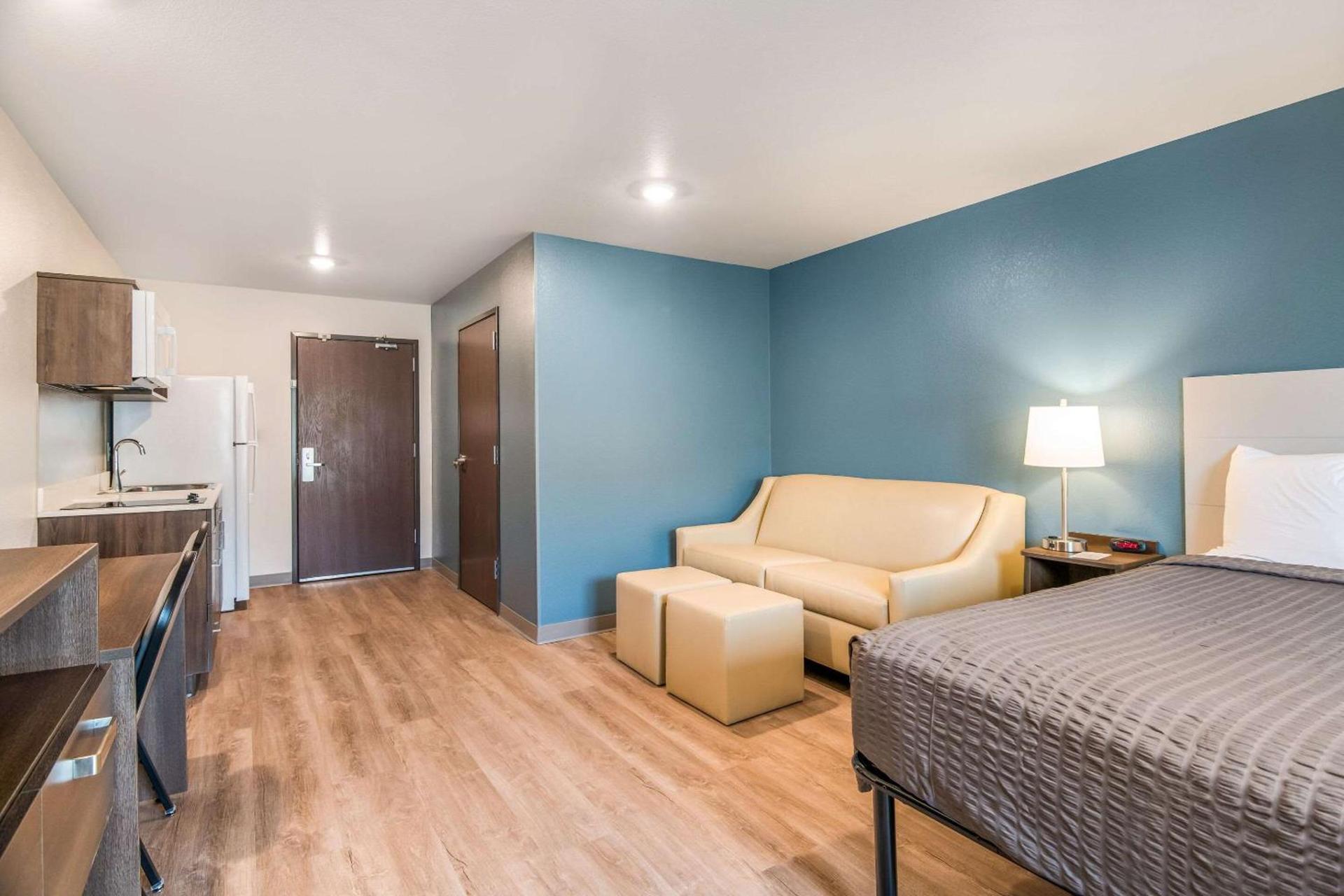 WoodSpring Suites Missoula photo 11