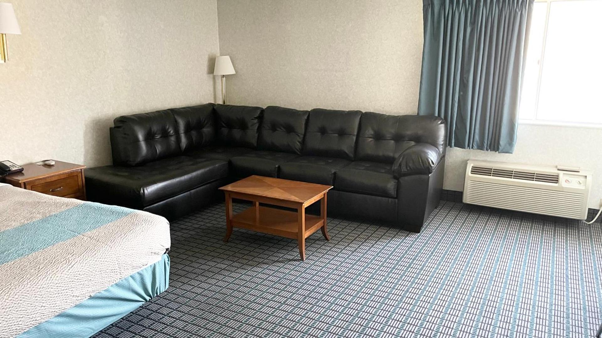 Motel 6 McGraw, NY - Cortland photo 3