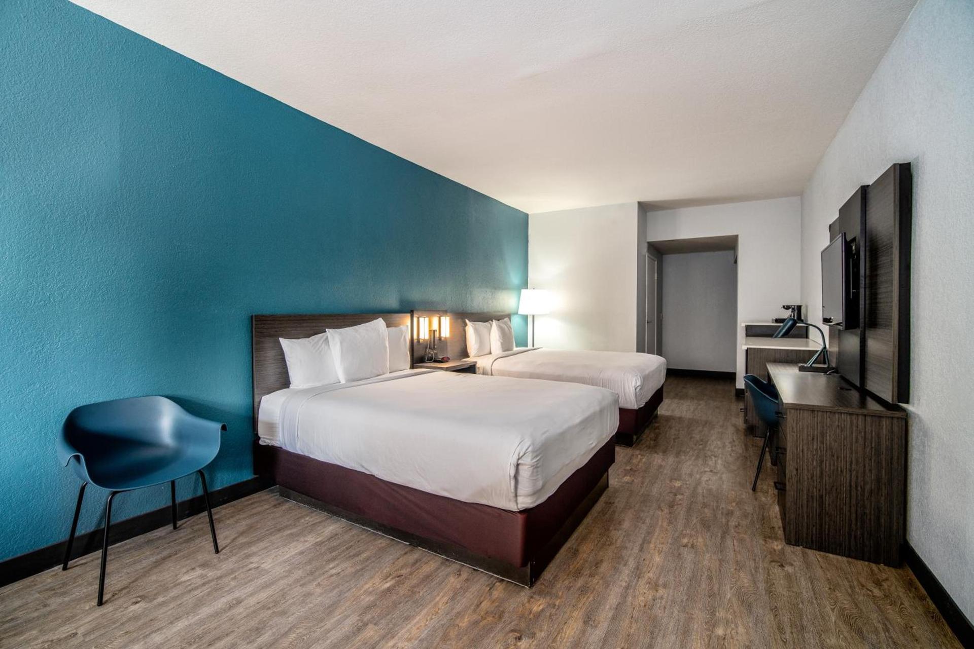 Studio 6 Suites Lawndale, CA South Bay photo 65