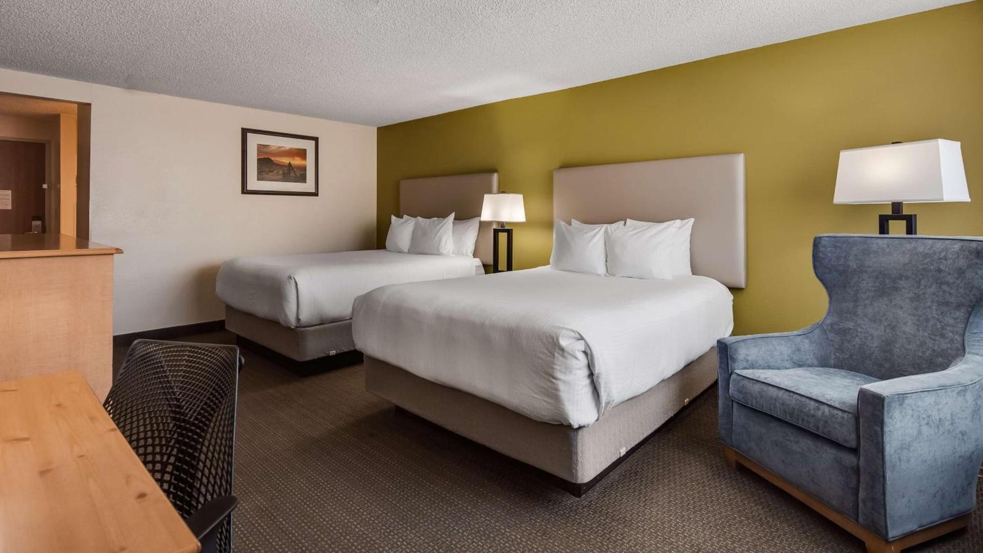Best Western Hi-Desert Inn photo 6