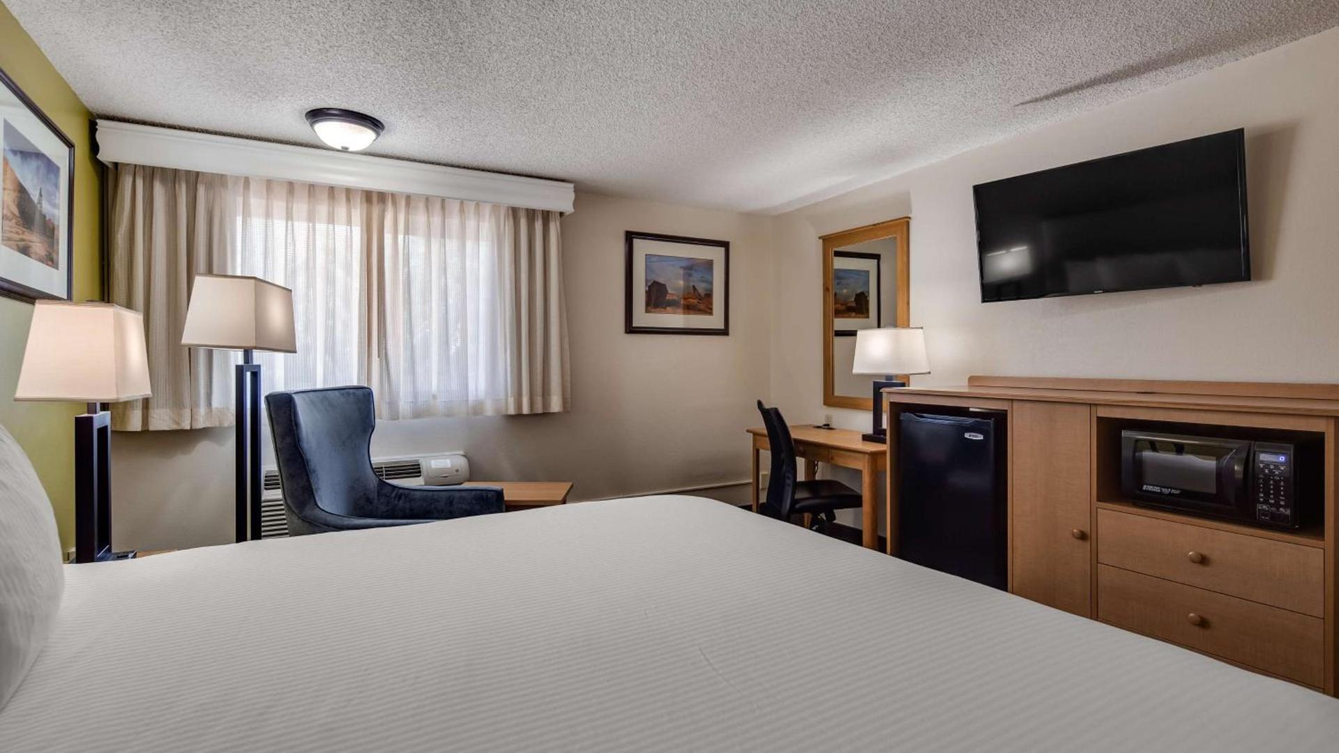 Best Western Hi-Desert Inn photo 12
