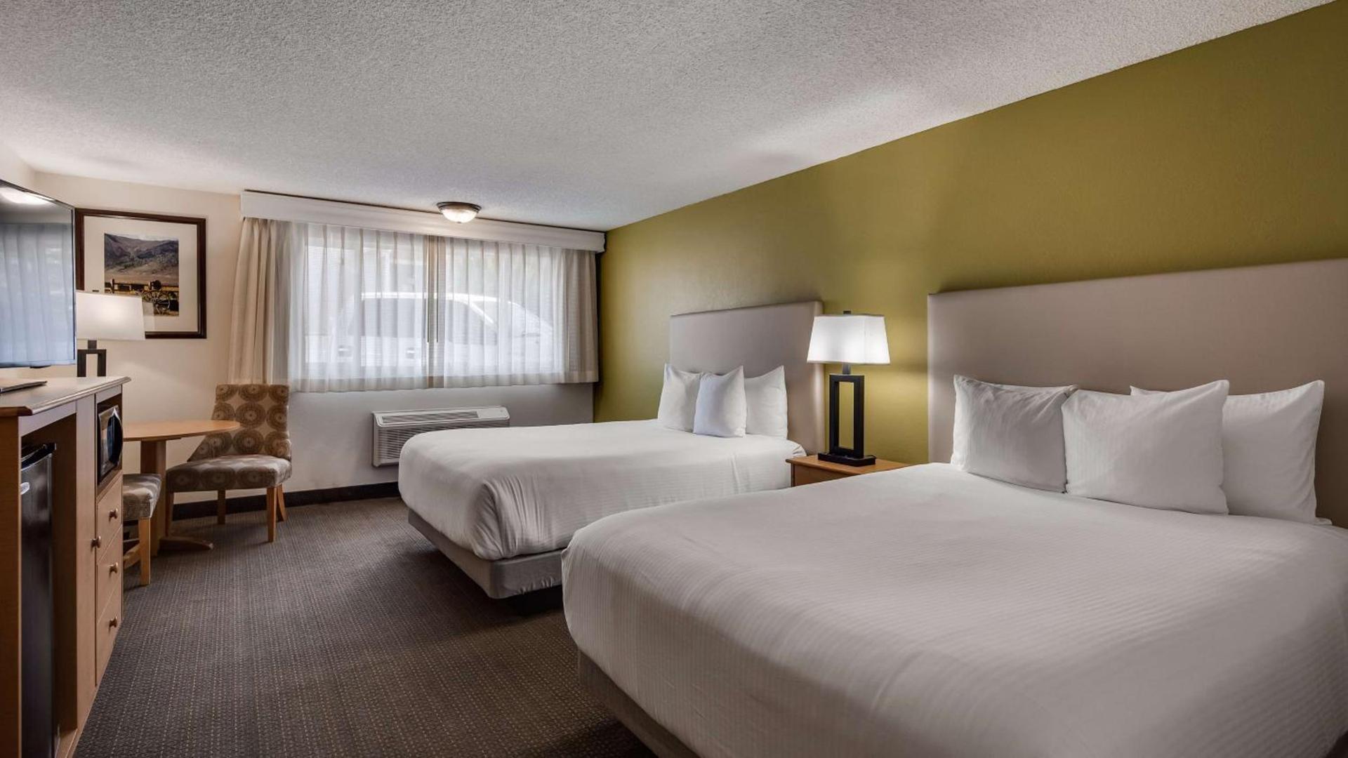 Best Western Hi-Desert Inn photo 19