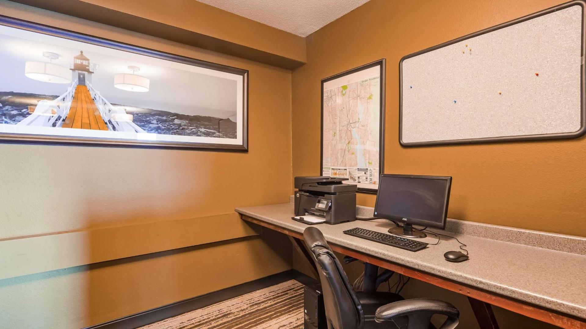 Best Western Providence Warwick Airport Inn photo 7