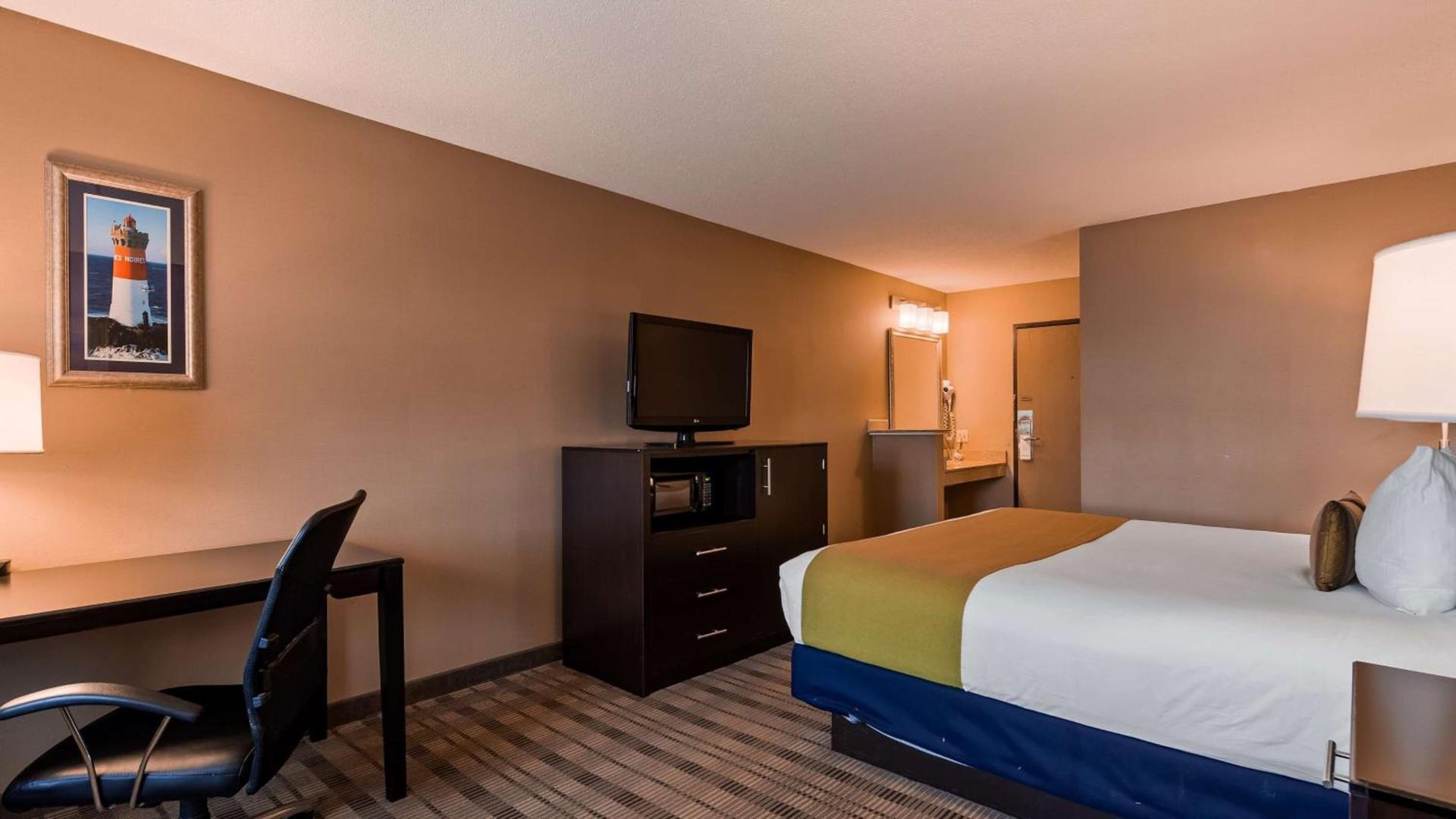 Best Western Providence Warwick Airport Inn photo 14