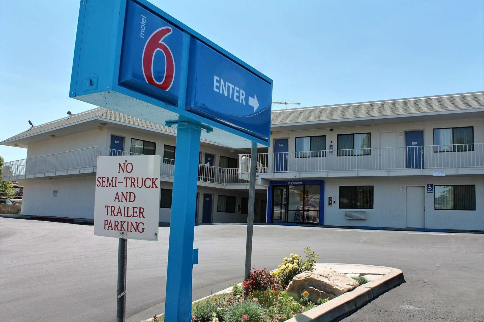 Motel 6-Atascadero, CA photo 2