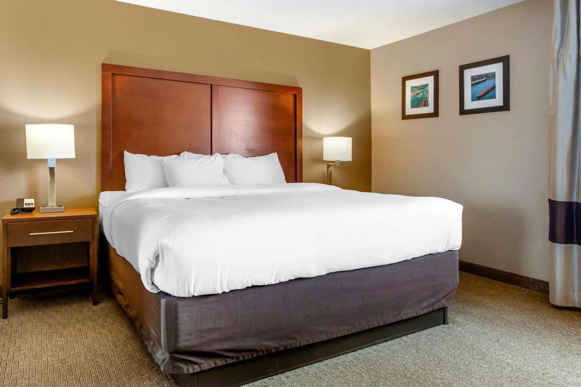 Comfort Inn Sault Ste Marie MI photo 5