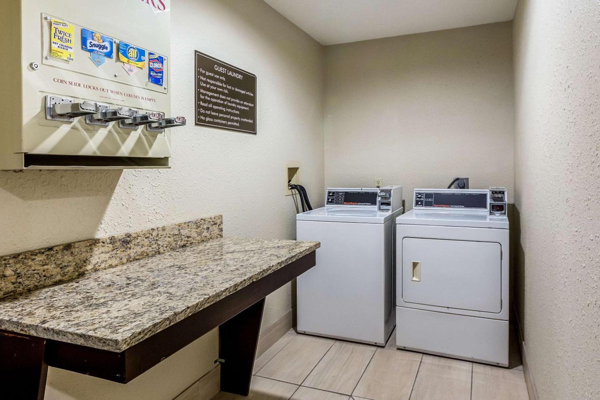 Comfort Inn Sault Ste Marie MI photo 42