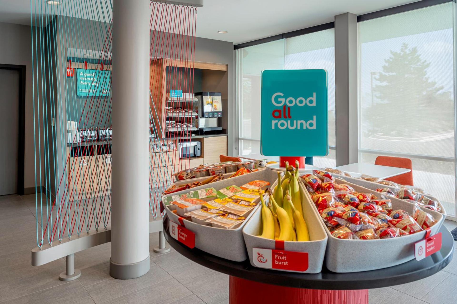avid hotels Milwaukee West - Waukesha by IHG photo 3