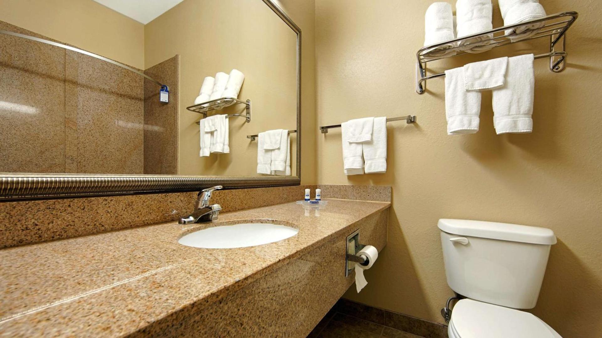 Best Western Opp Inn photo 14