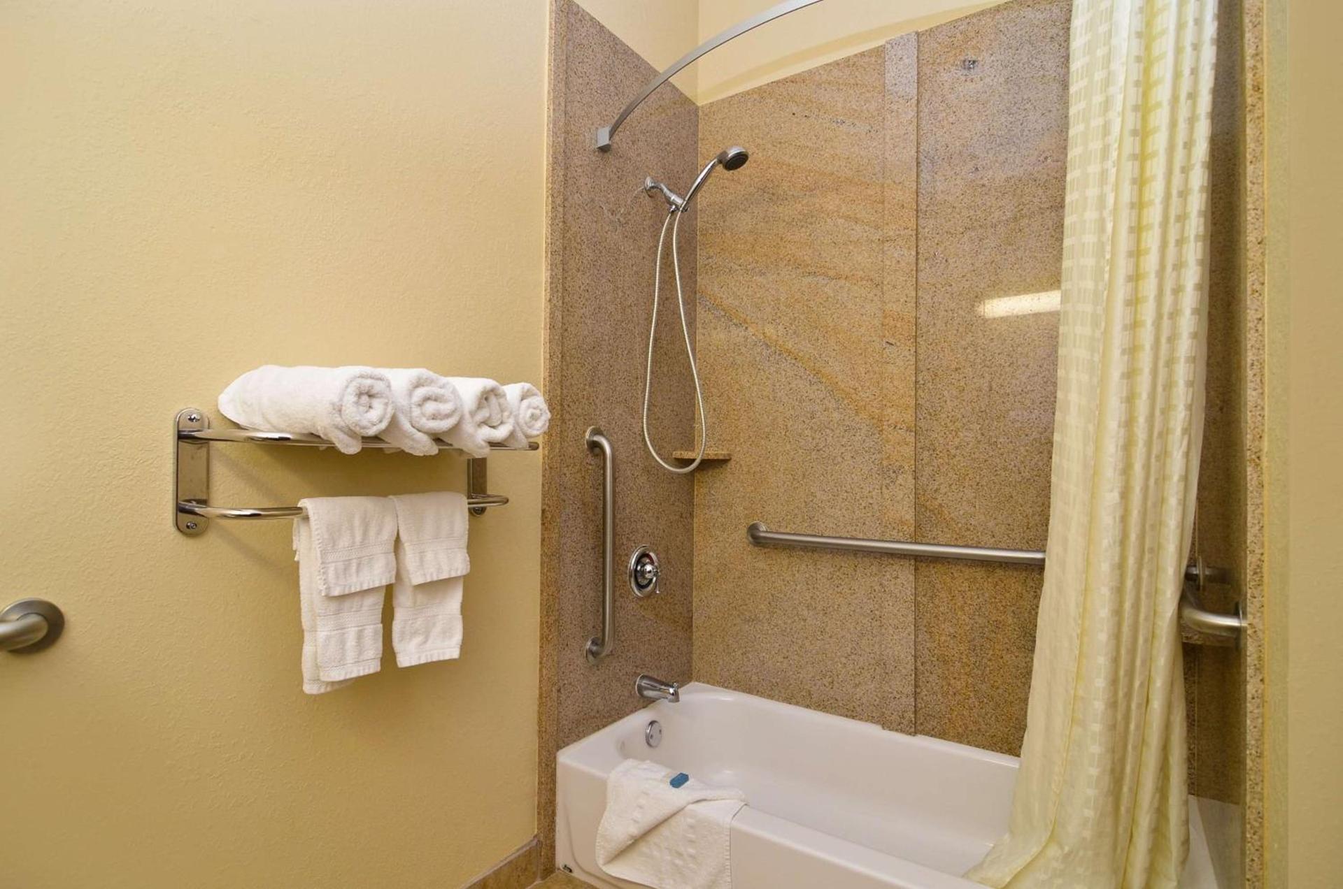 Best Western Opp Inn photo 15