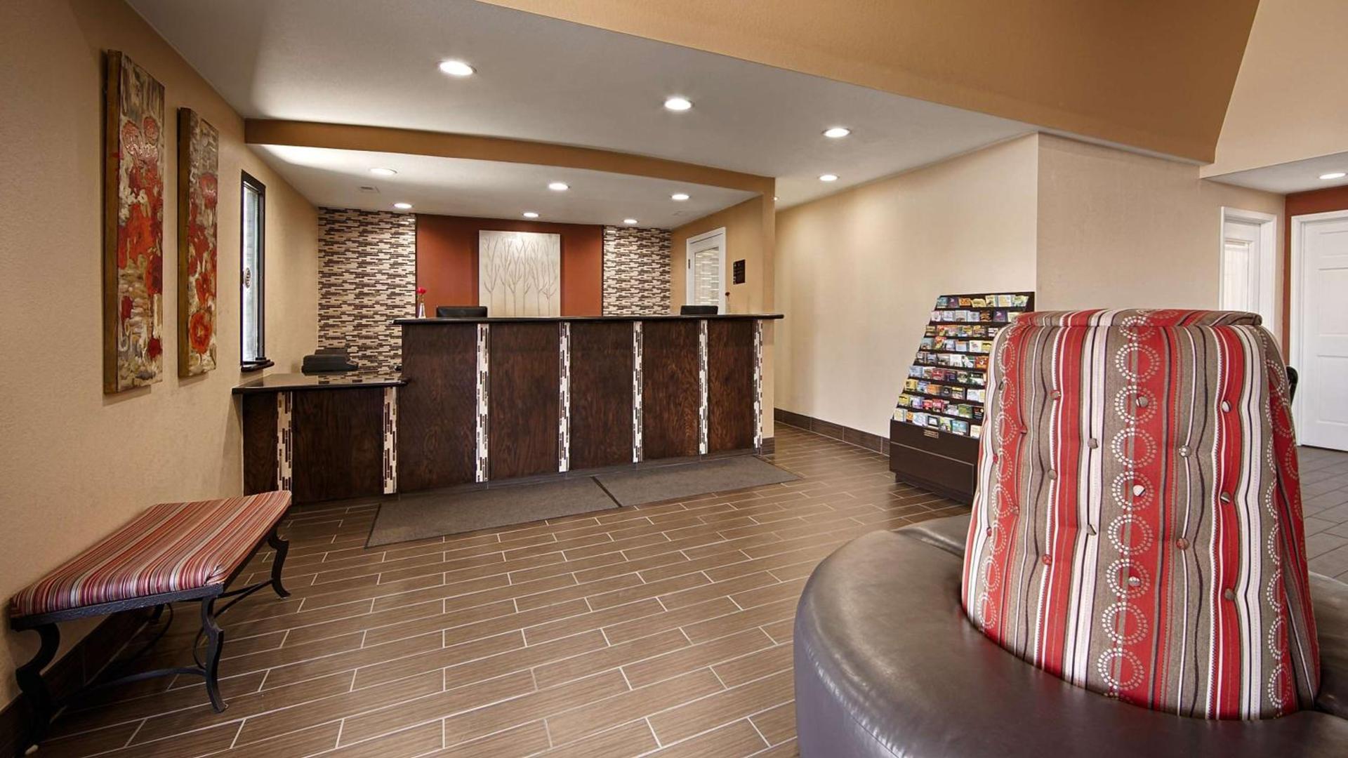 Best Western Green Tree Inn photo 2
