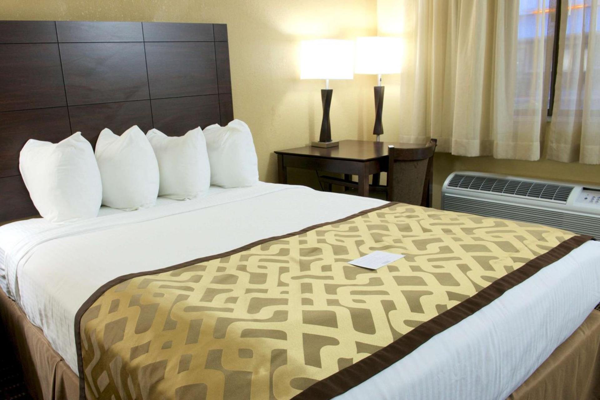 Best Western Green Tree Inn photo 12