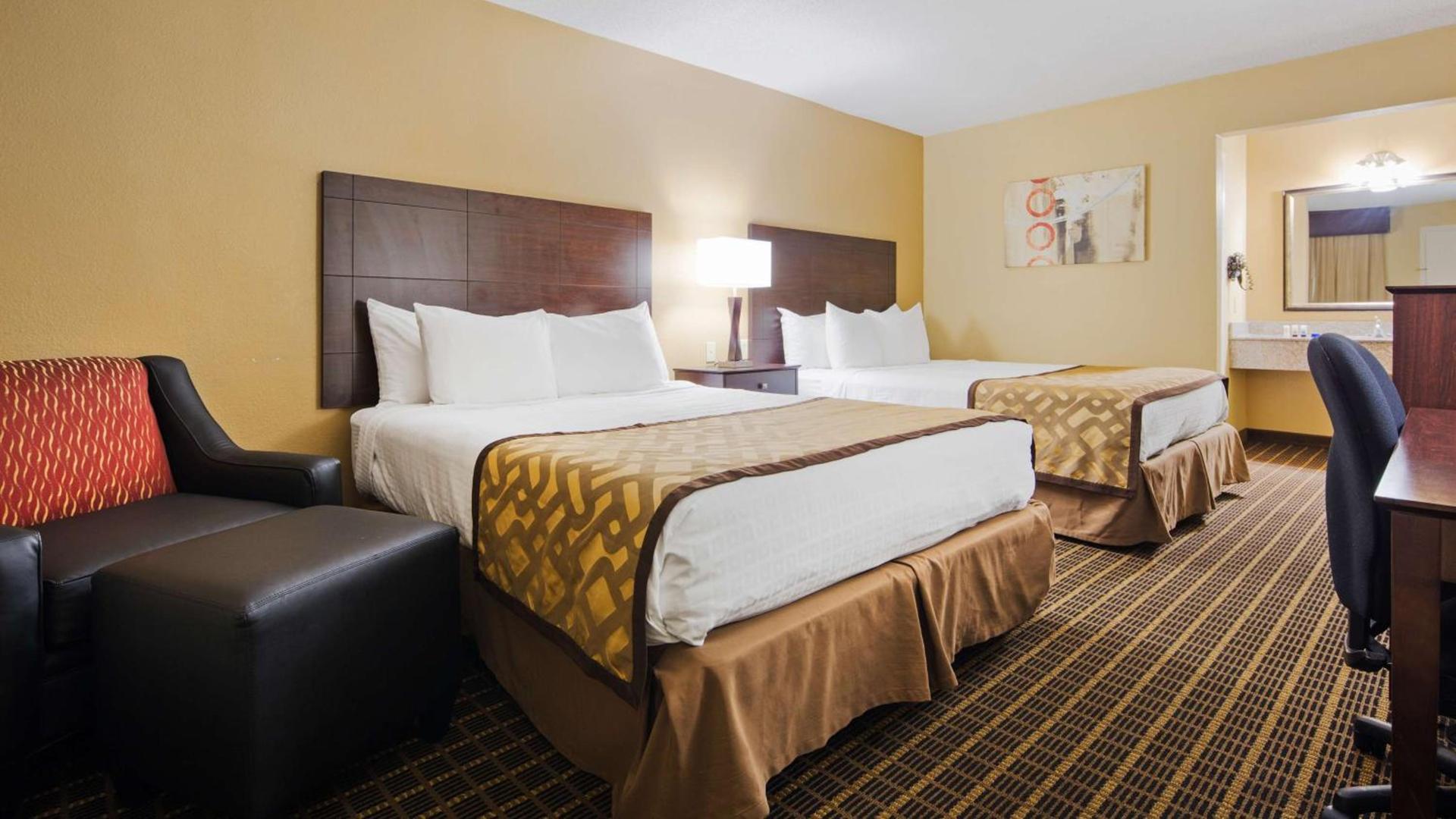 Best Western Green Tree Inn photo 10