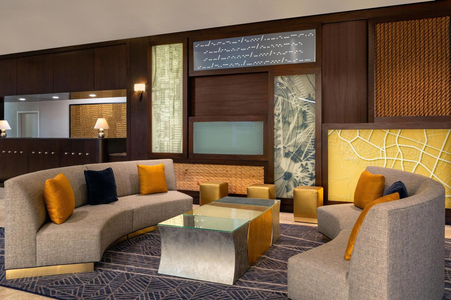 Sheraton Norfolk Waterside Hotel photo 3