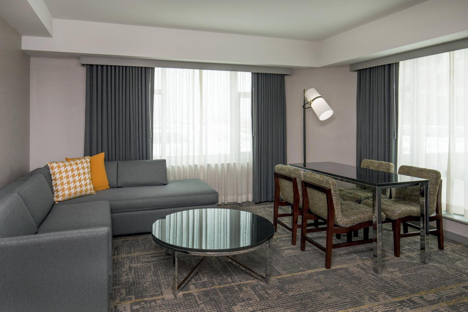 Le Meridien Boston Cambridge photo 14
