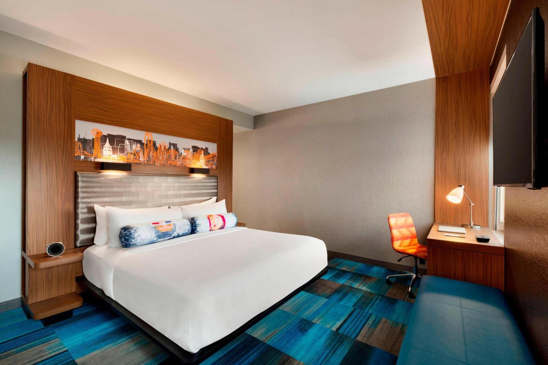 Aloft by Marriott Dallas Love Field photo 6