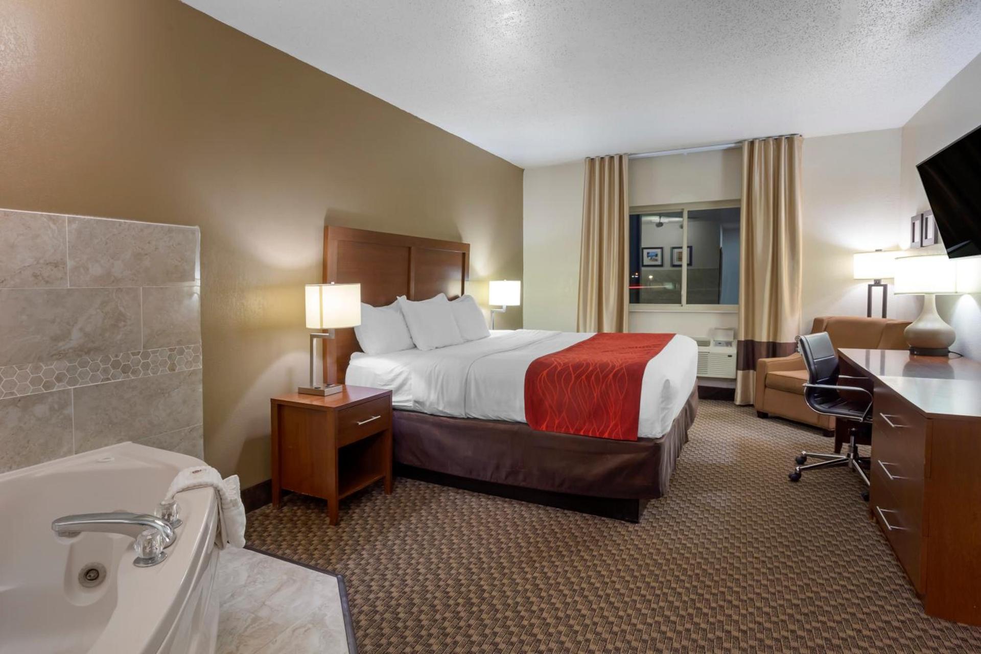 Comfort Inn Hobart-Merrillville I-65 photo 65