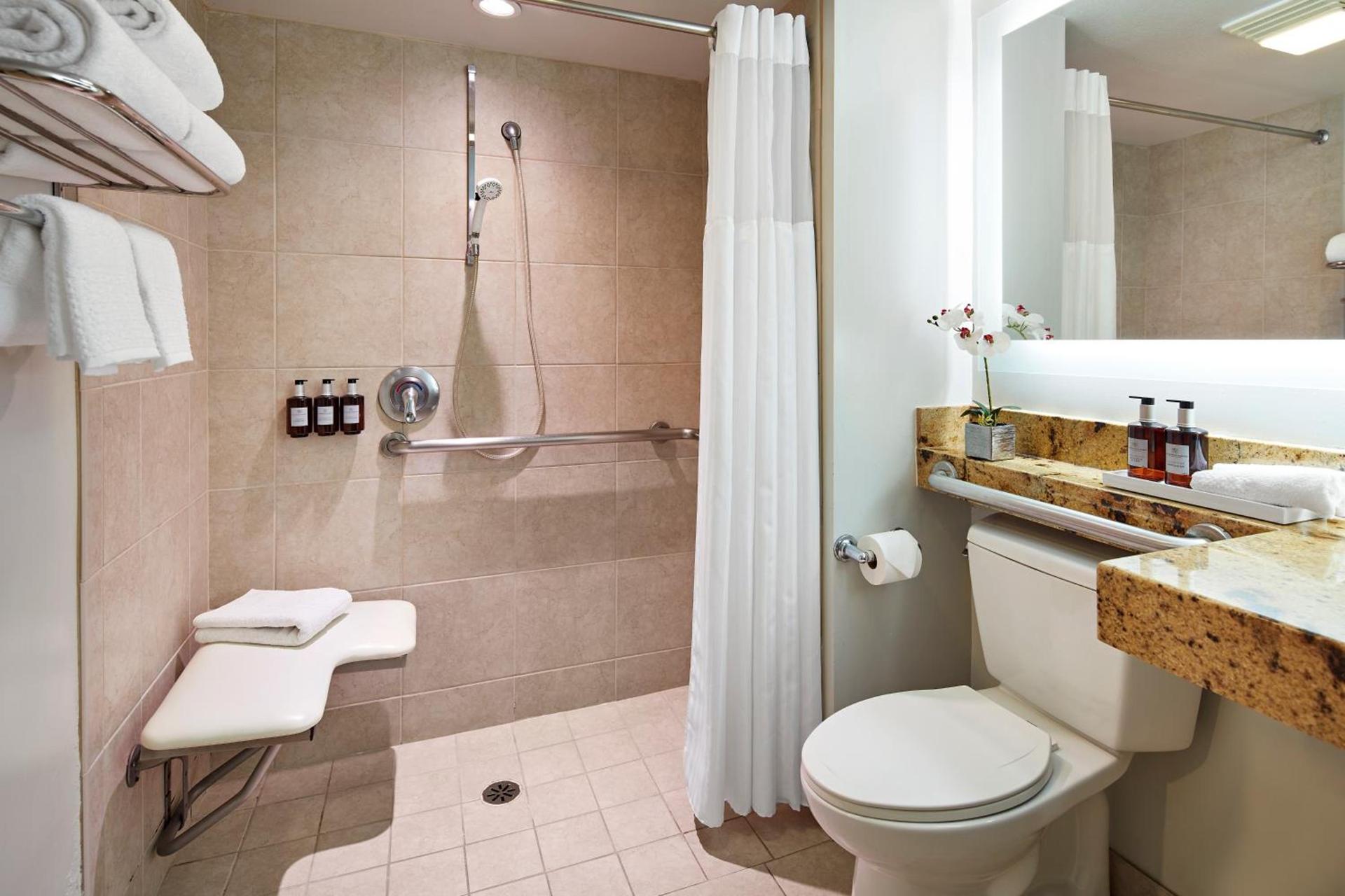 Carlyle Inn photo 16