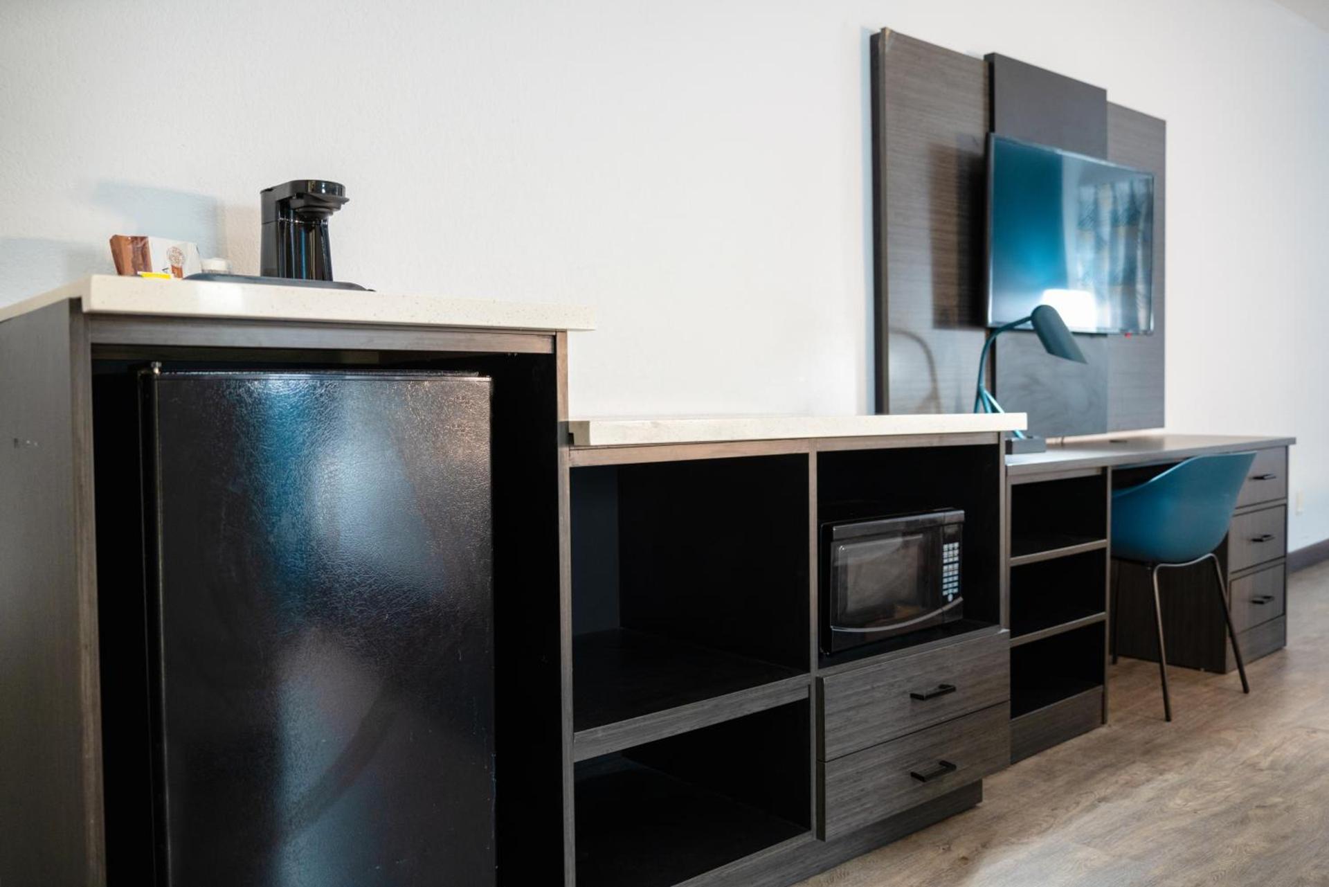 Studio 6 Suites Lawndale, CA South Bay photo 68