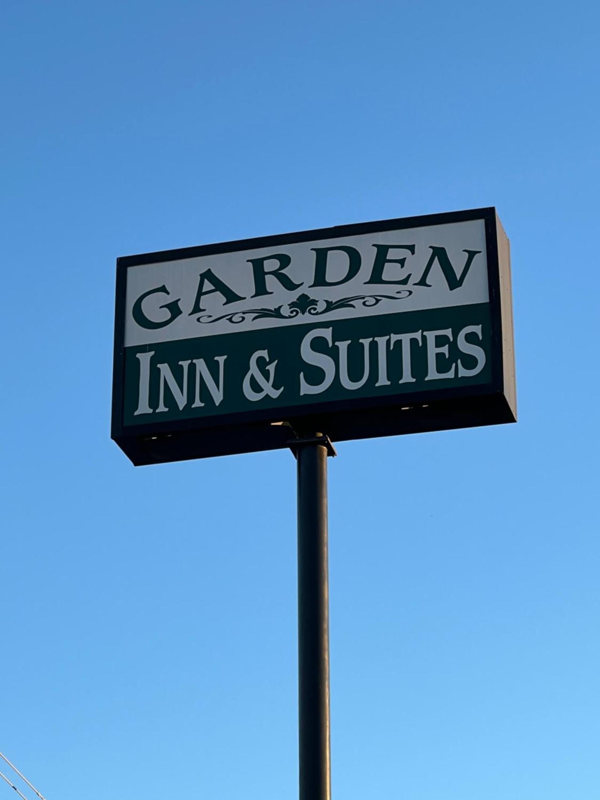 Garden Inn & Suites photo 2