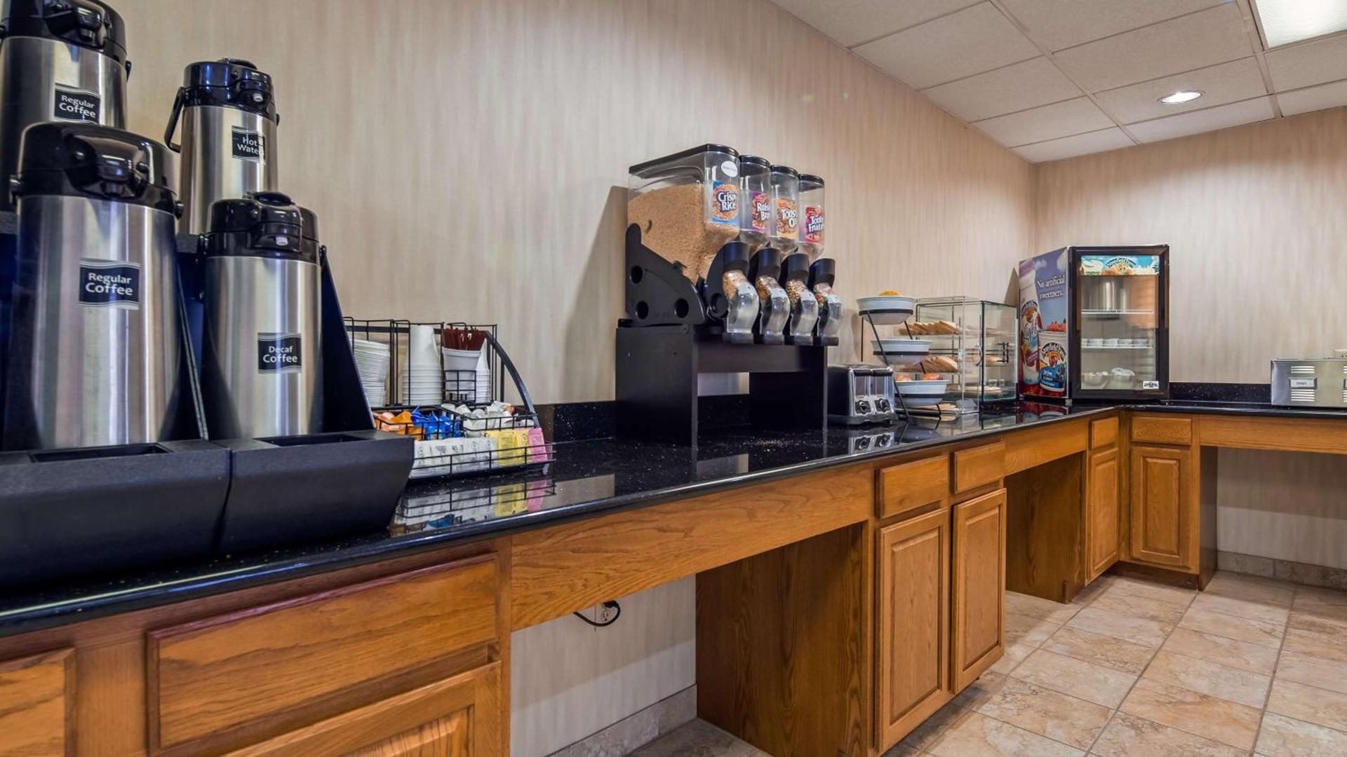 Best Western Galaxy Inn photo 7