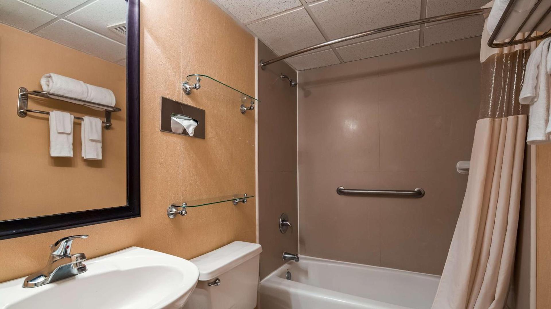 Best Western Galaxy Inn photo 11