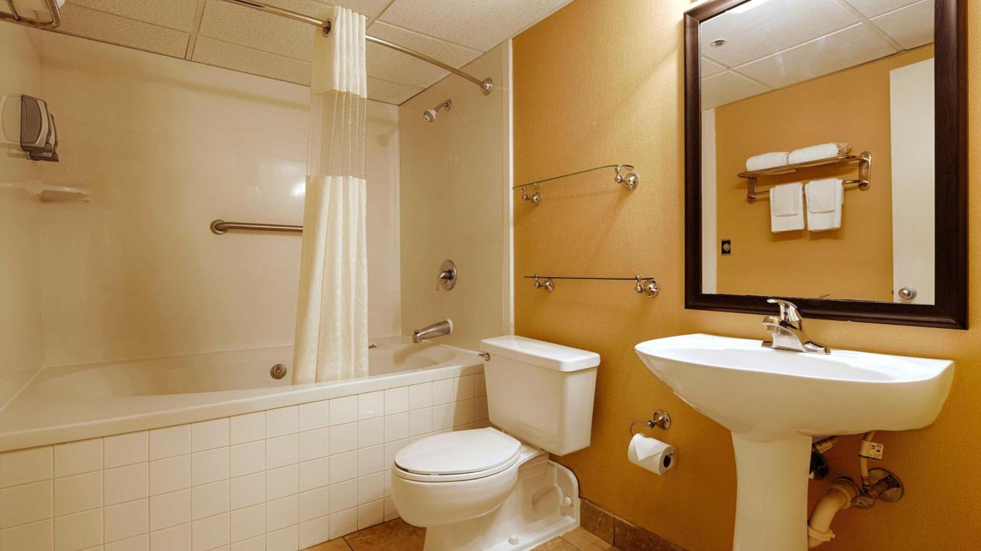 Best Western Galaxy Inn photo 12