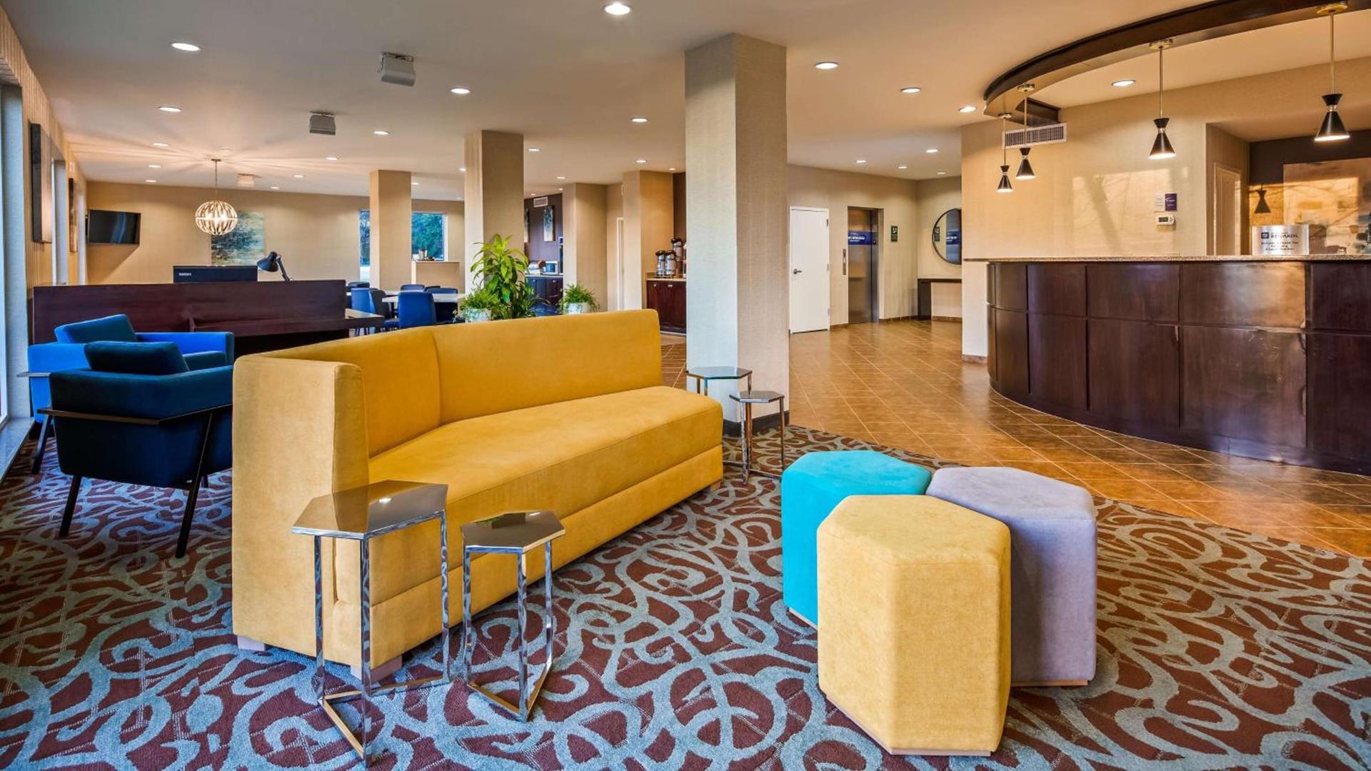 Best Western Dothan Inn & Suites photo 8