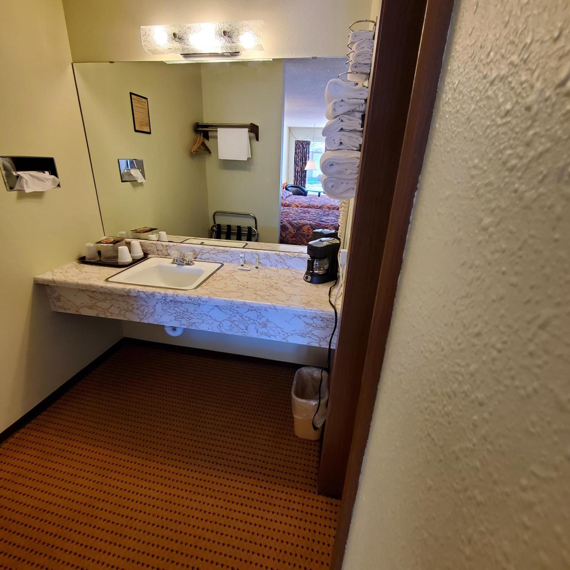 Robin Hood Motel photo 7
