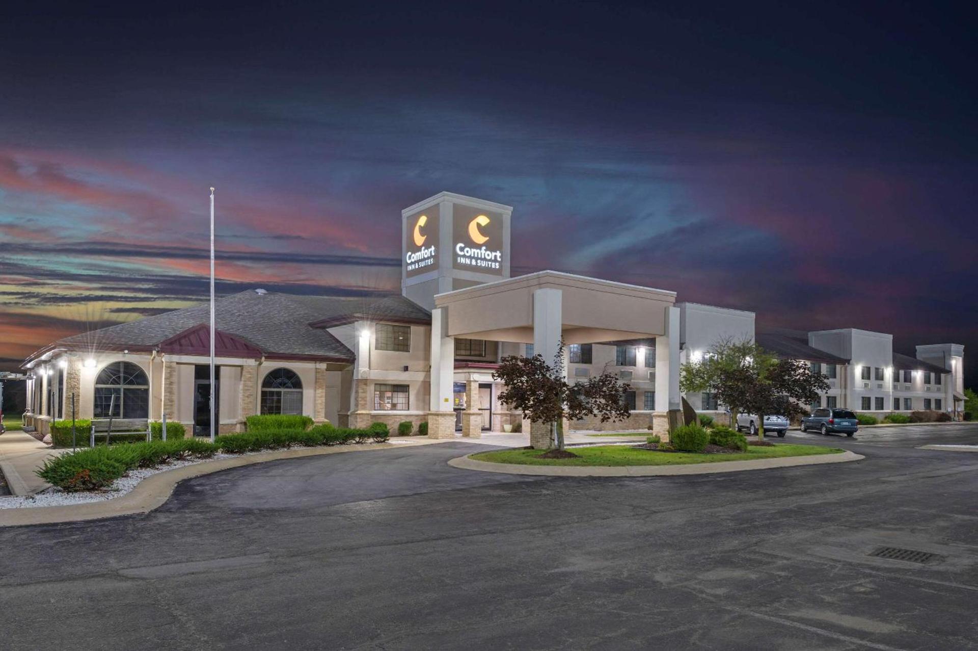 Comfort Inn & Suites Napoleon photo 6