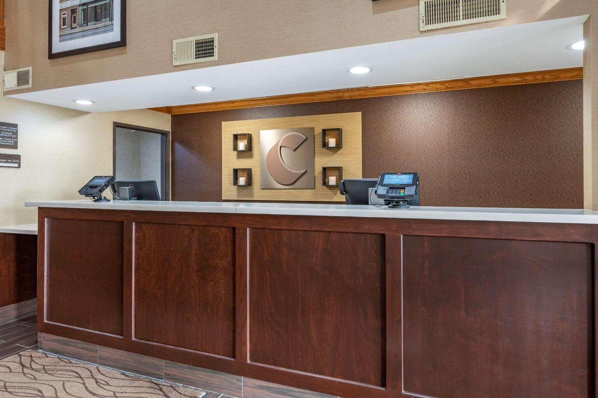Comfort Inn & Suites Napoleon photo 8