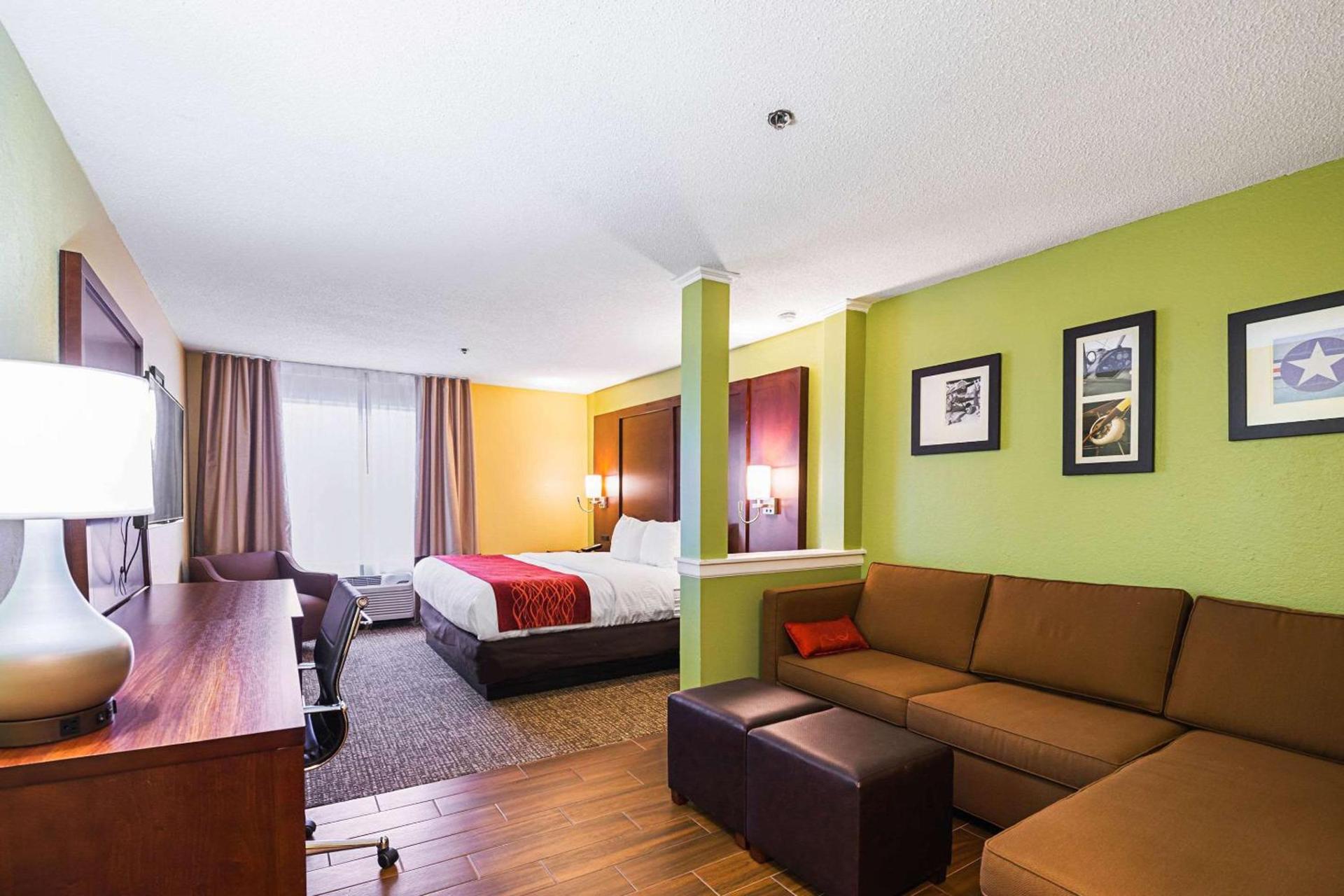 Comfort Inn & Suites Dayton Northwest - Englewood photo 15