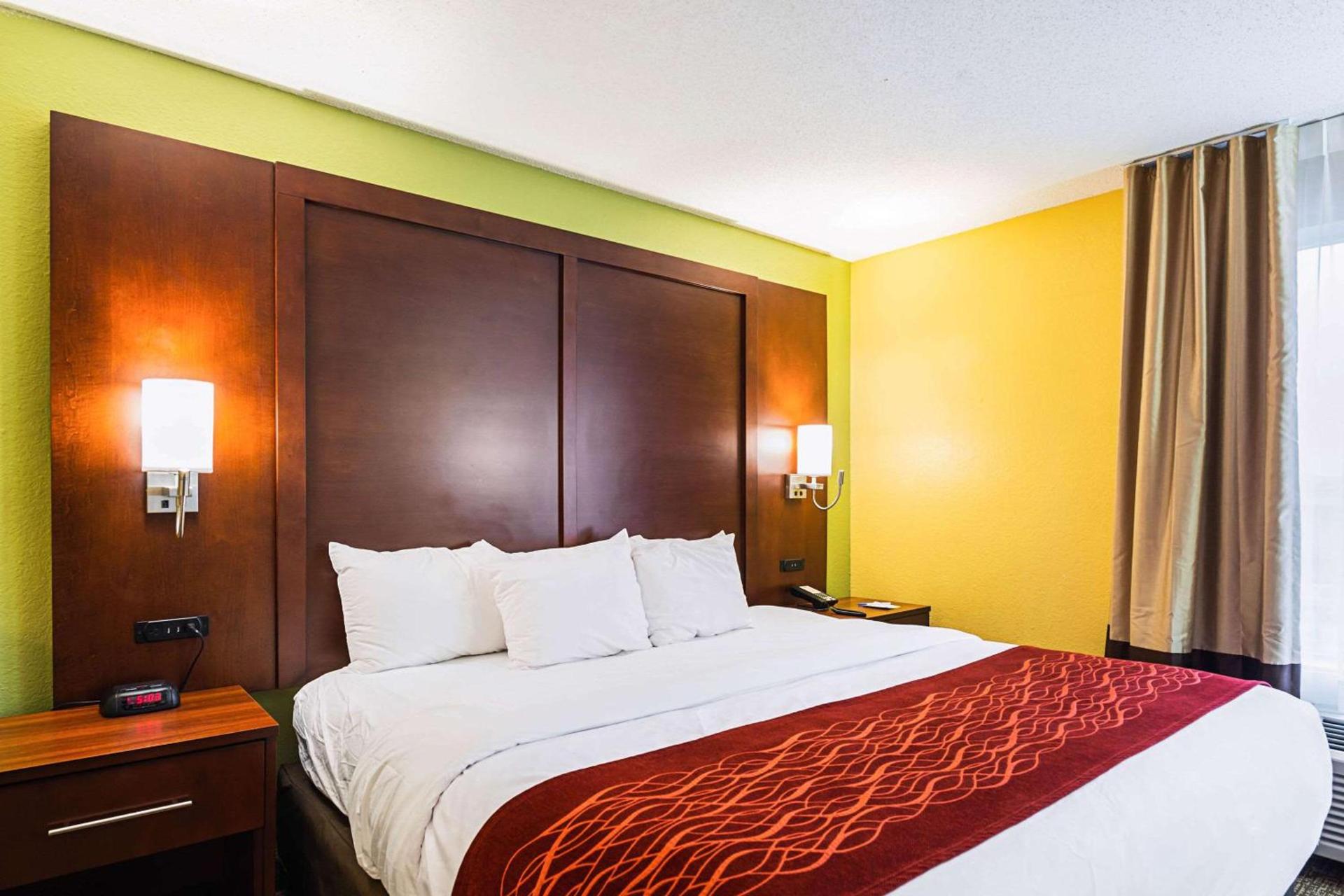 Comfort Inn & Suites Dayton Northwest - Englewood photo 18