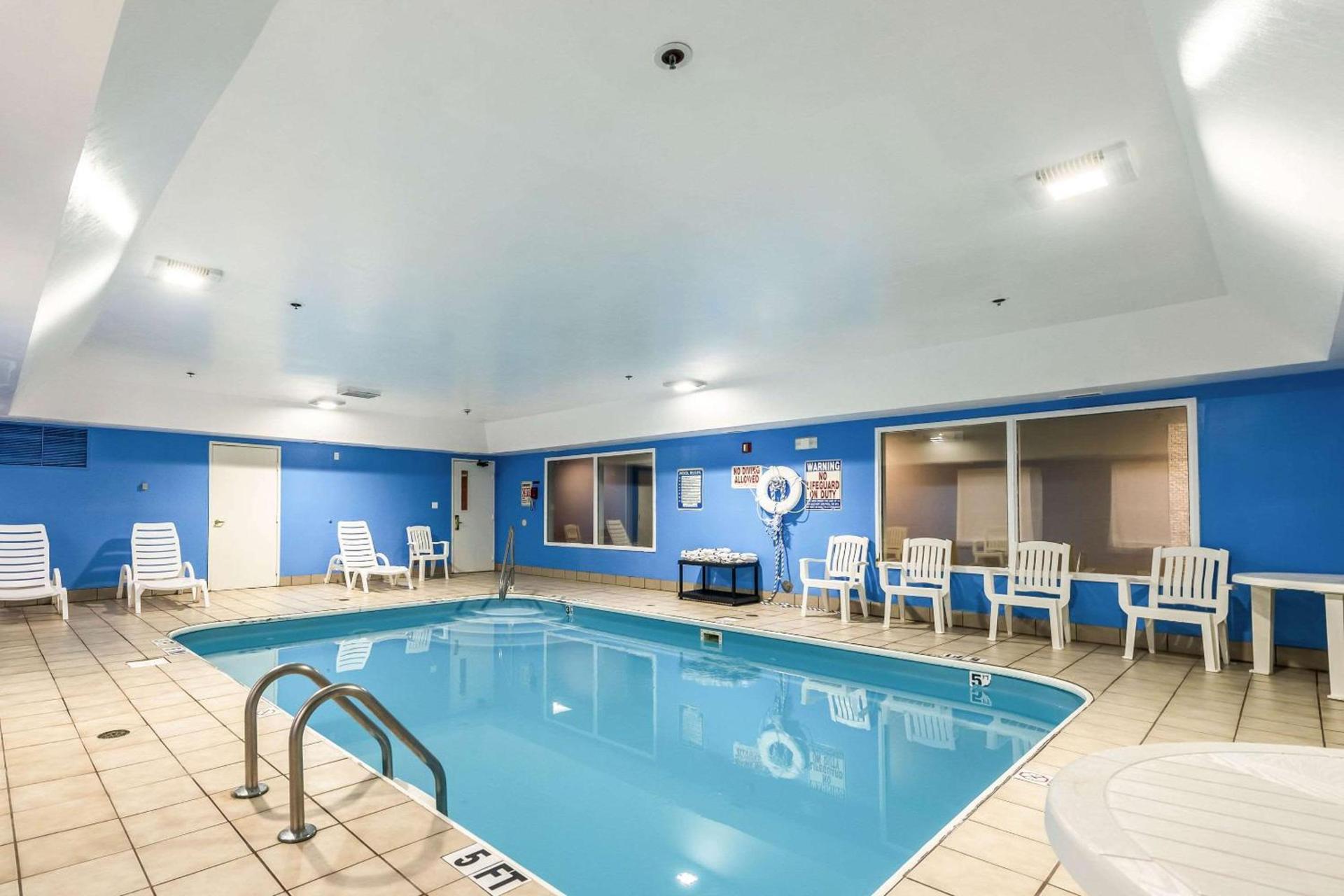 Comfort Inn & Suites Dayton Northwest - Englewood photo 24
