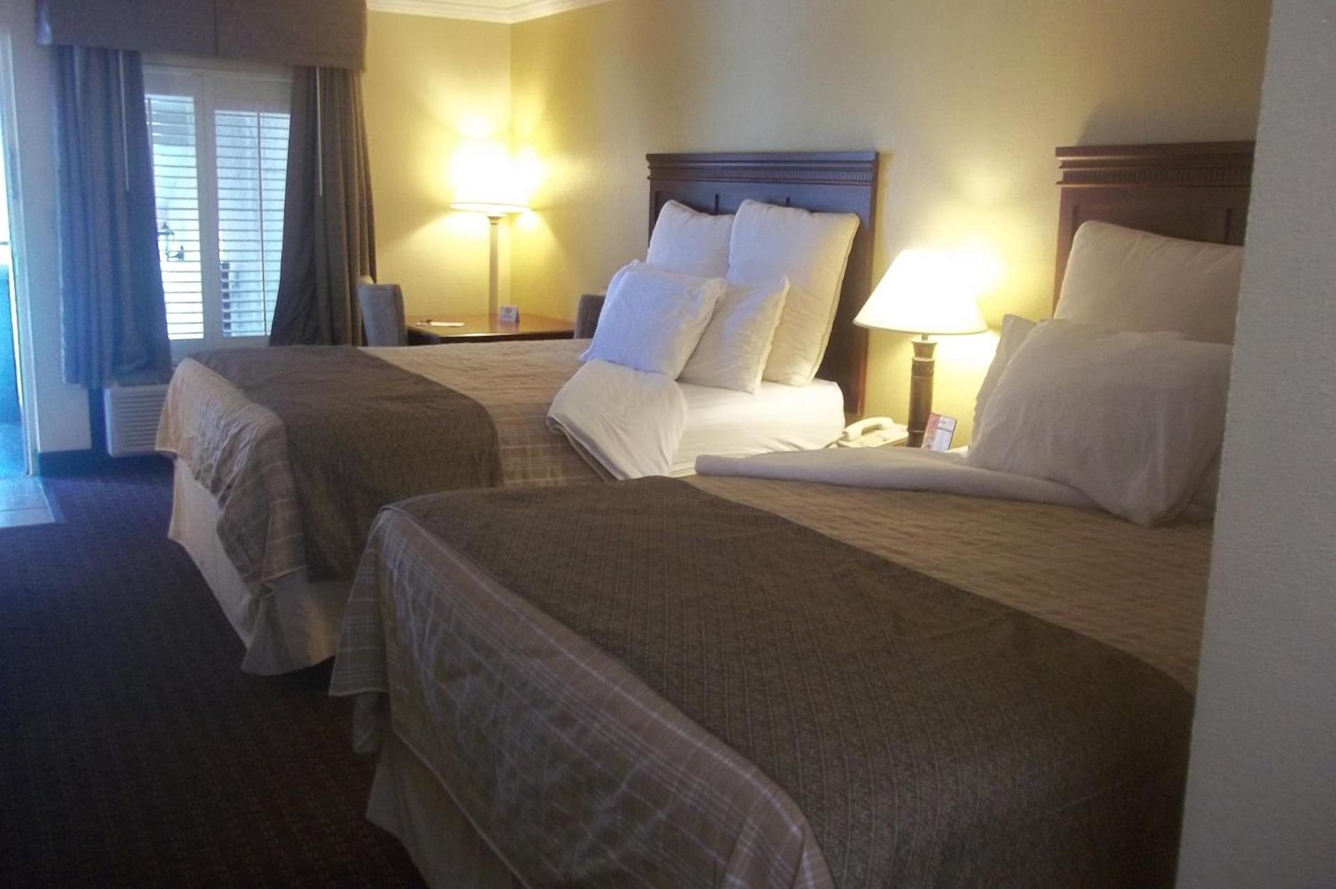 Days Inn by Wyndham Destin photo 33