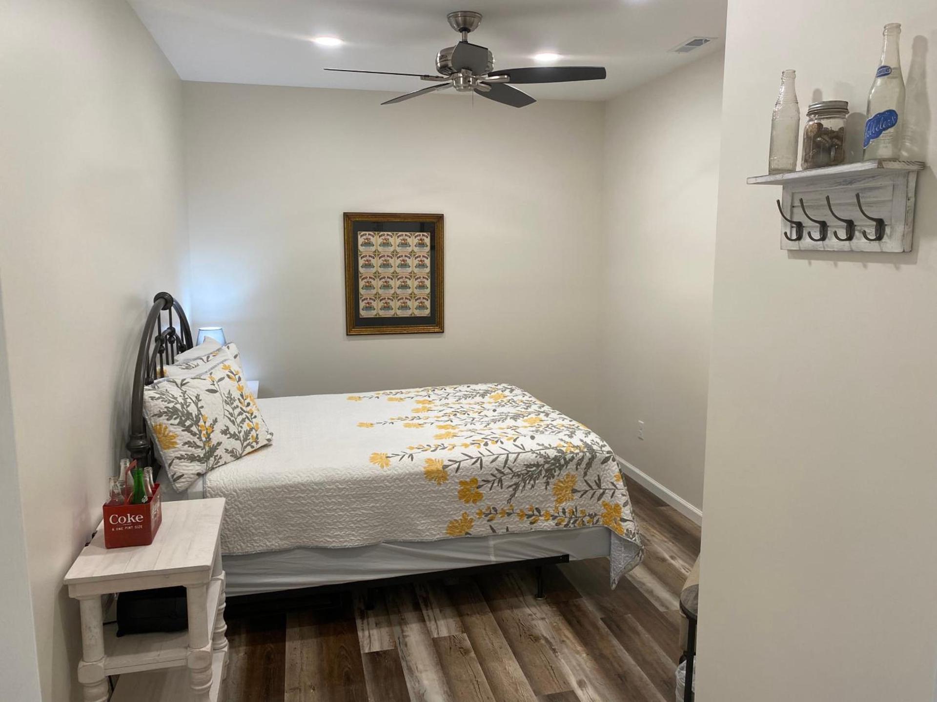 Hermann Crown Suites photo 41