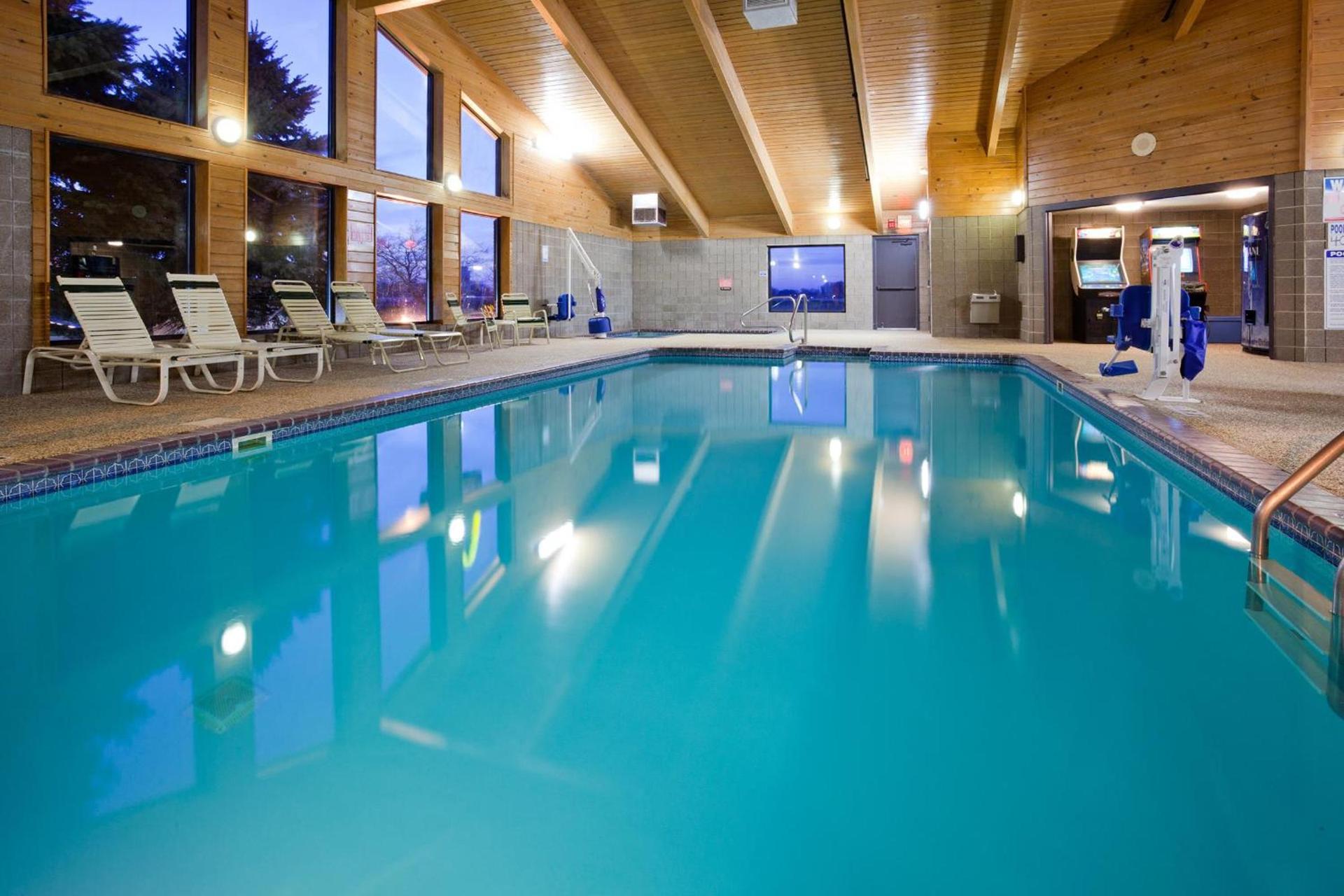 AmericInn by Wyndham Albert Lea photo 16