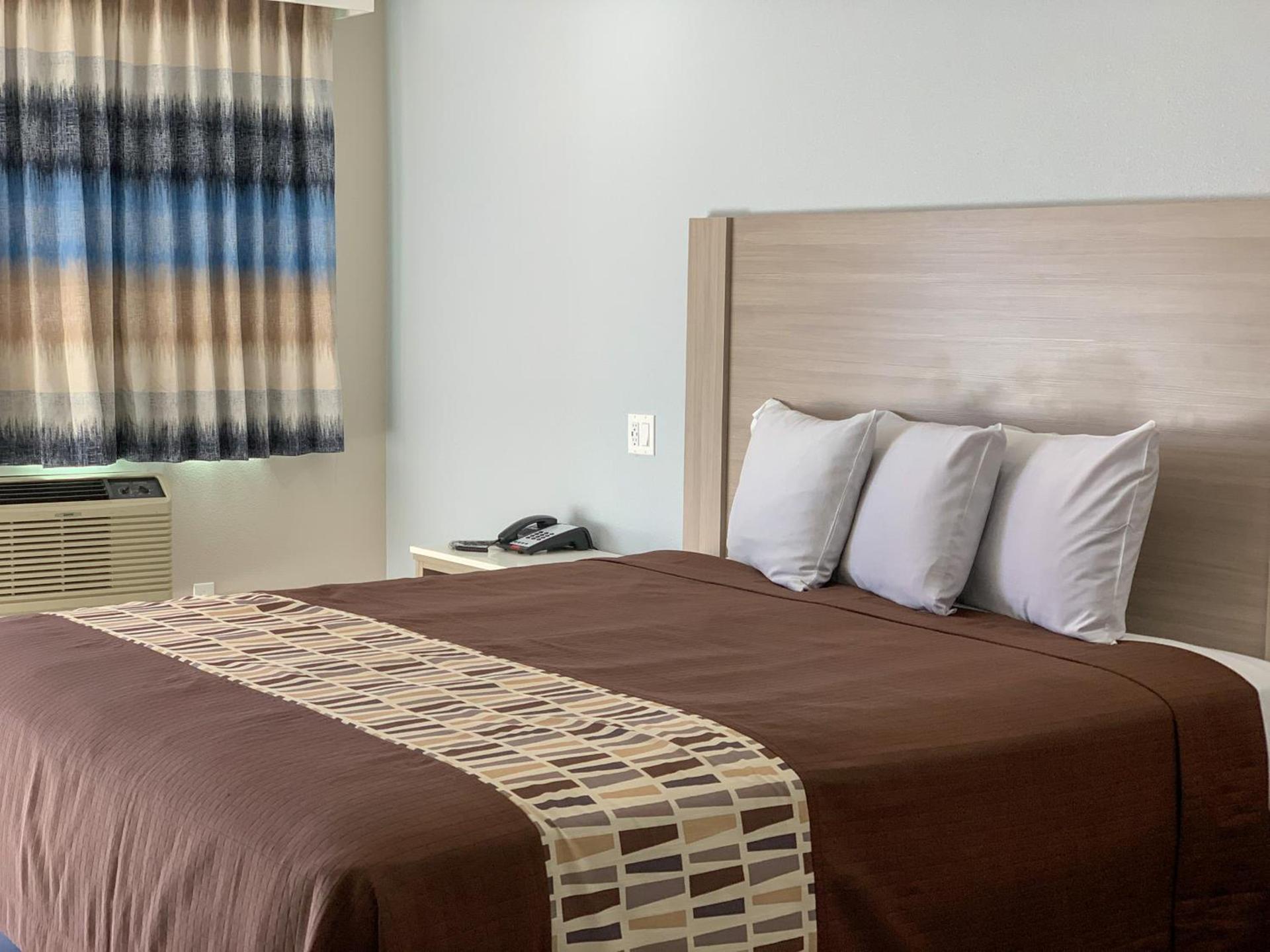 Mojave Inn photo 21