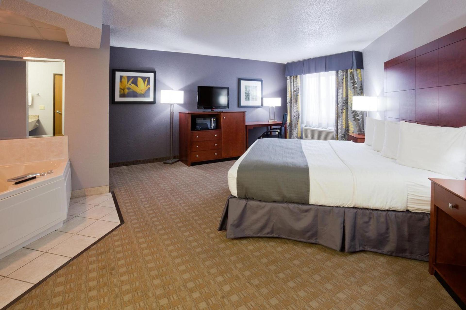 AmericInn by Wyndham Ankeny/Des Moines photo 58