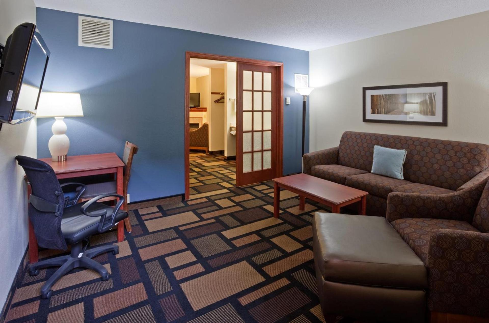 AmericInn by Wyndham Austin photo 16