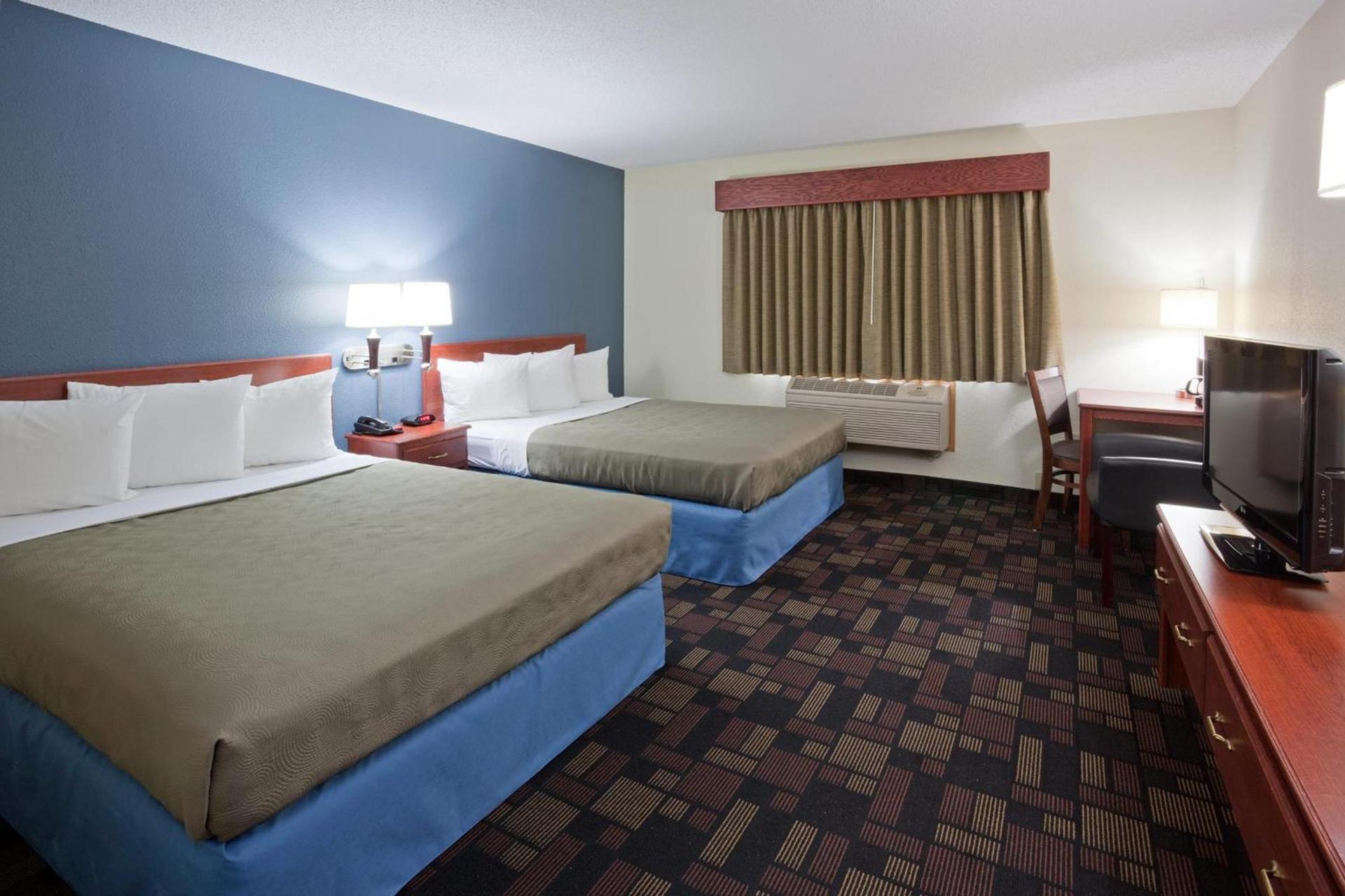 AmericInn by Wyndham Austin photo 10