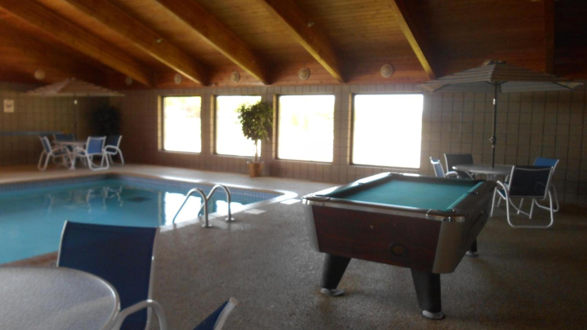 AmericInn by Wyndham Austin photo 18