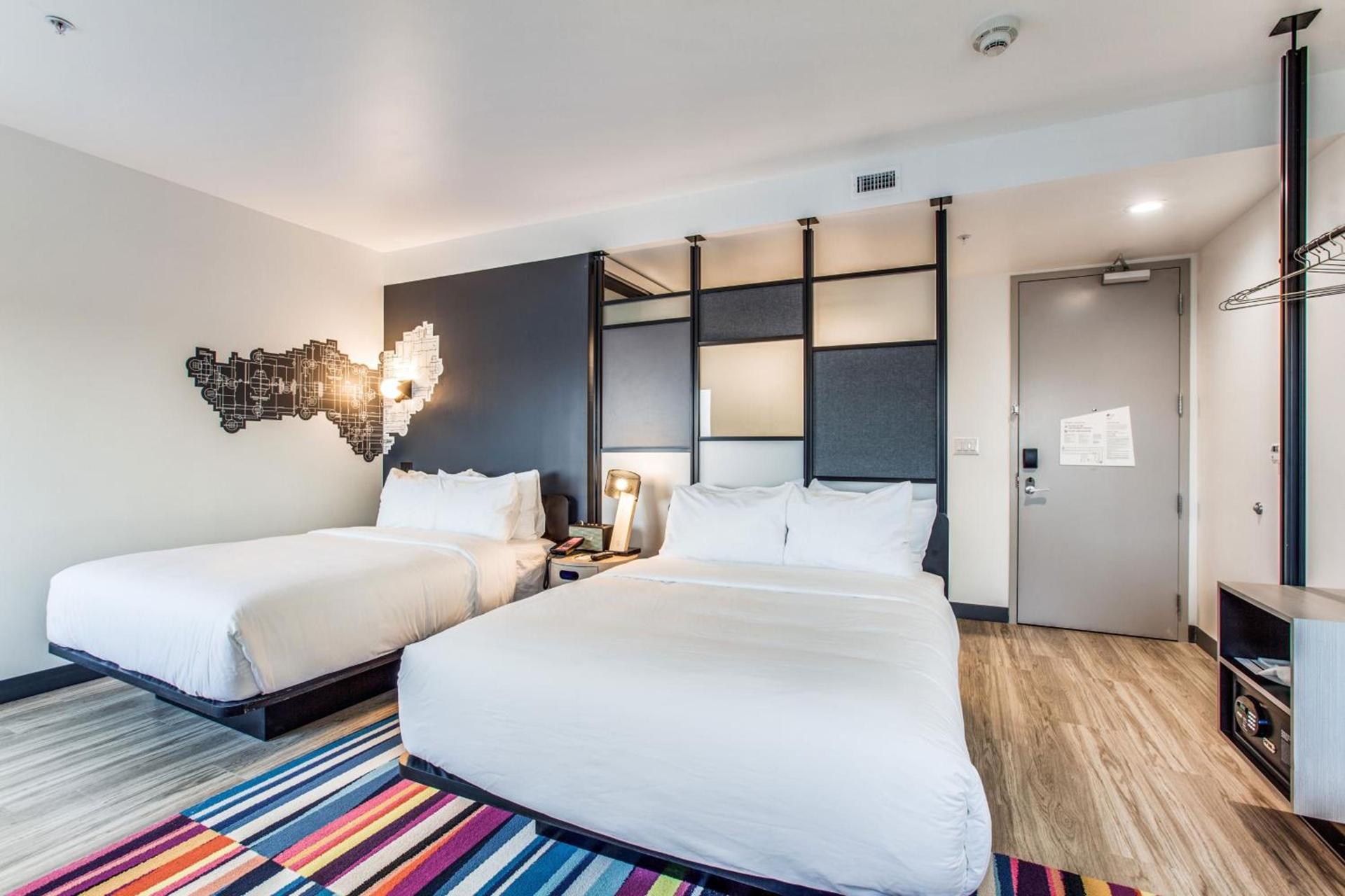 Aloft by Marriott Dallas Arlington Entertainment District photo 14