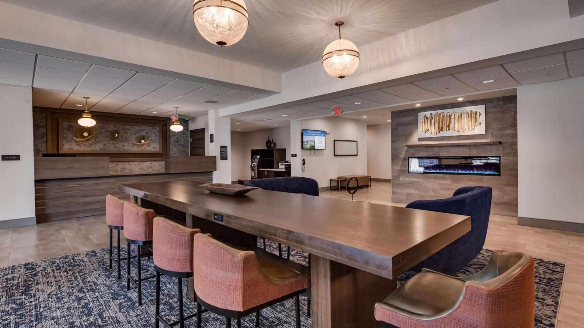 Best Western Plus Hershey photo 11