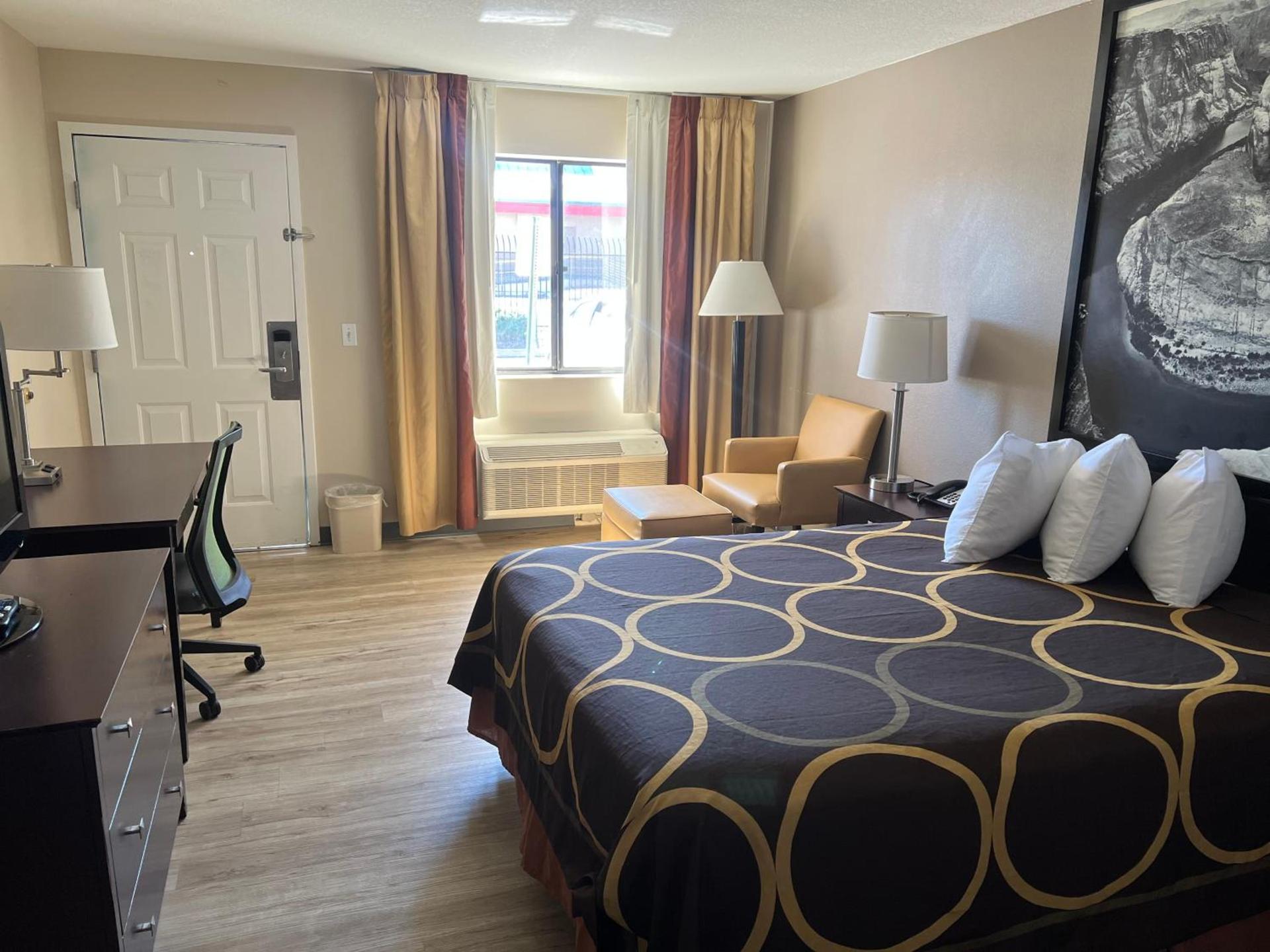 Super 8 by Wyndham Tucson/Grant Road Area AZ photo 10