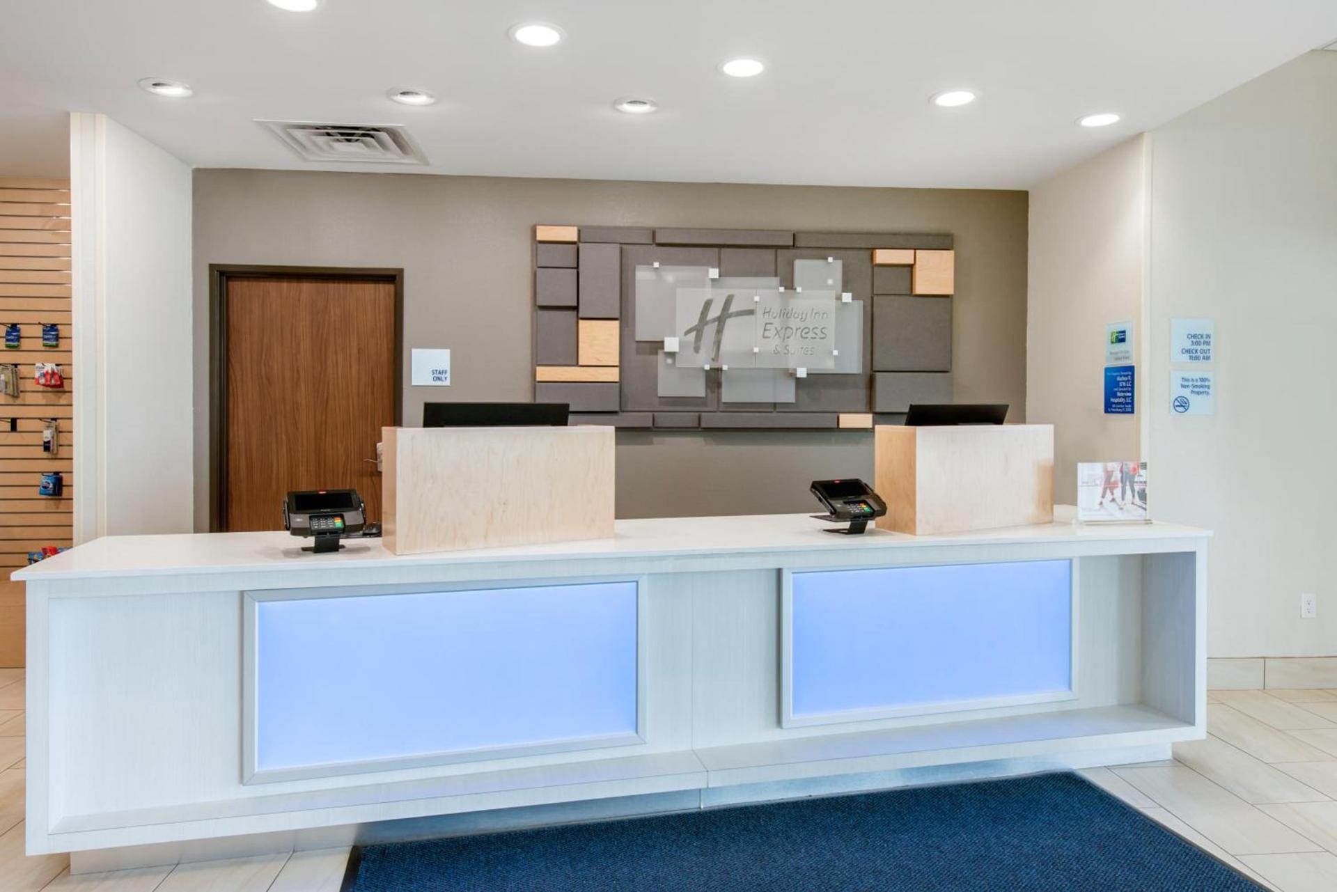 Holiday Inn Express & Suites Alachua - Gainesville Area by IHG photo 49